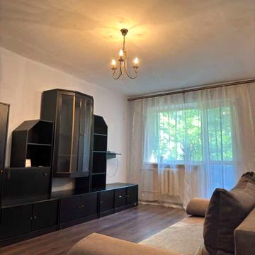 Інглезі вул. (25-ї Чапаєвської Дивізії), 12