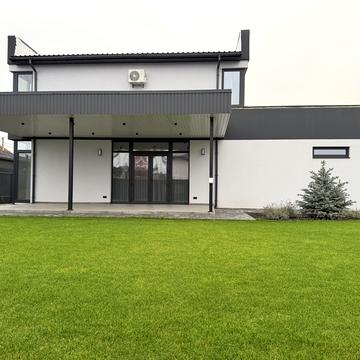 Озерна вул., 62