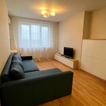 Феодосійська вул., 3-В