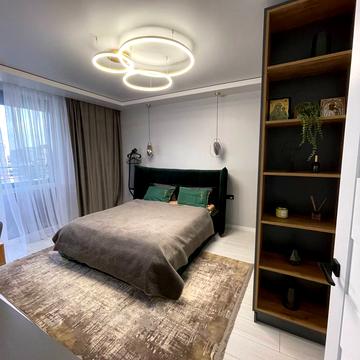 Вячеслава Чорновола просп. (), 77