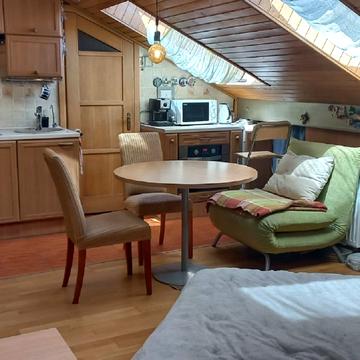 Якова Головацького вул., 4