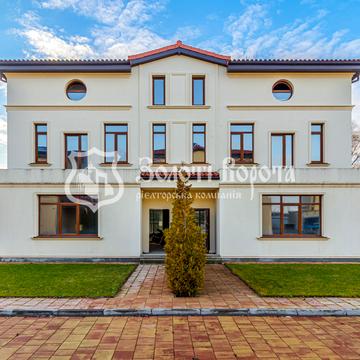 Фонтанна вул., 1