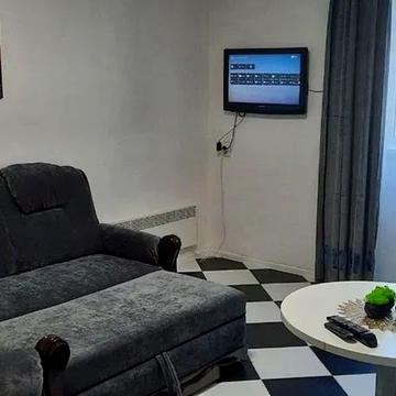 Олександра Архипенка вул. (), 8