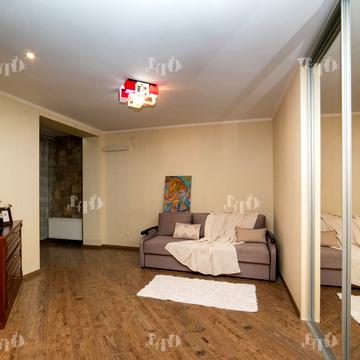 Садова вул., 1-В