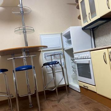 Балтійський пров., 3