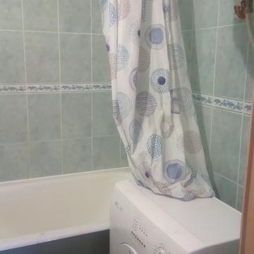 Вячеслава Чорновола вул., 2