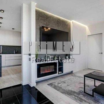 Дніпровська набережна вул., 18-Б