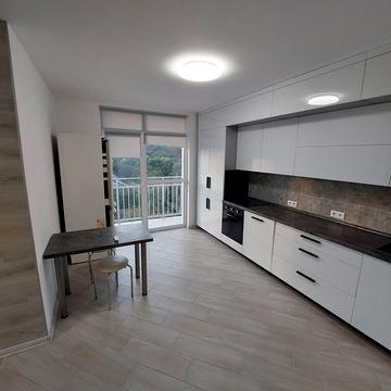 На Нивах вул., 5