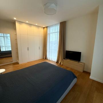 Деміївська вул., 33