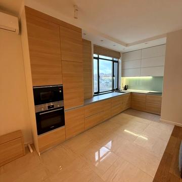 Деміївська вул., 33