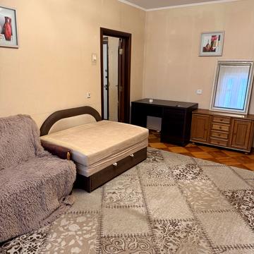 Михайла Гришка вул., 10