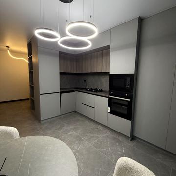 Юліана Пелеша вул., 3