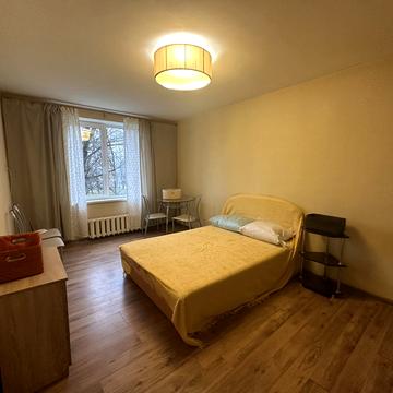 Ентузіастів вул., 13