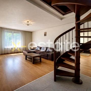 Кубанська вул., 19