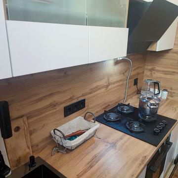 Залізнична вул., 1А