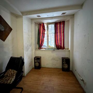 Метробудівська вул., 11