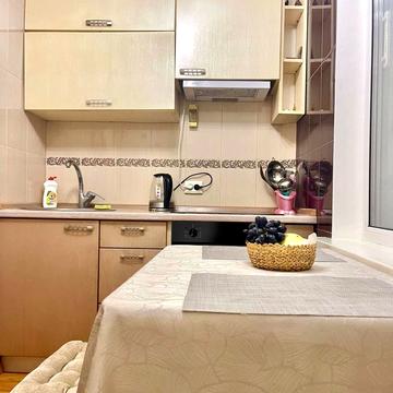 Промислова вул., 4/2