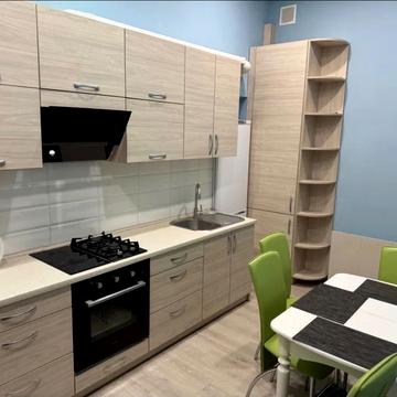 Успенська вул. (Чичерина), 2/4