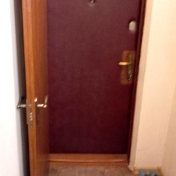 Кавказька вул., 7