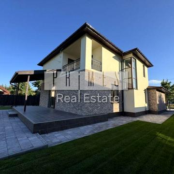 Садова вул., 35