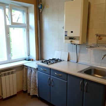 Марка Безручка вул., 27