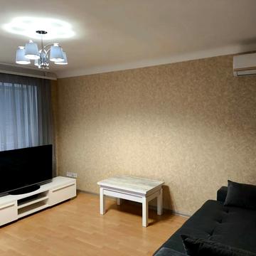 Русанівська набережна вул., 16