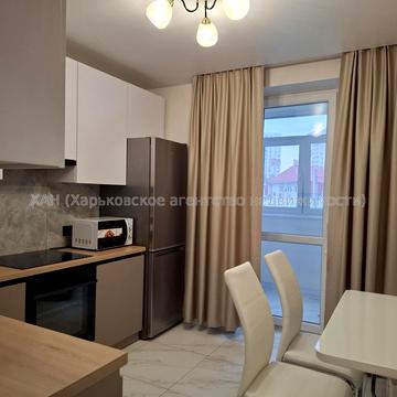 Заливна вул., 8а