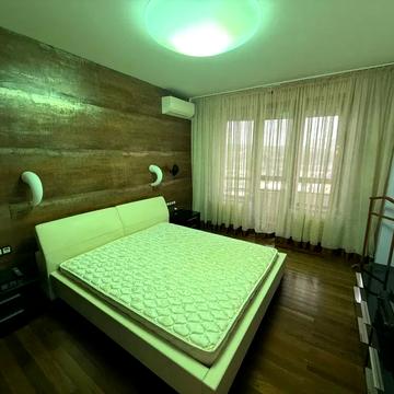 Жилянська вул., 59