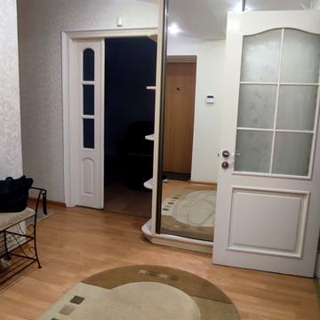 Героїв Майдану вул. (Червоноармійська), 77