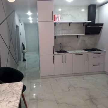 Співдружності вул., 1