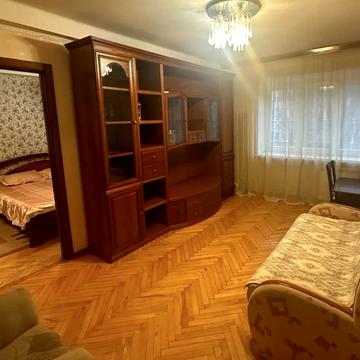 Лесі Українки бульв., 28