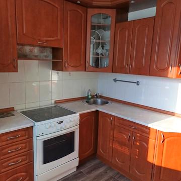 Печенізька вул., 4