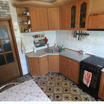 Академіка Корольова вул., 29