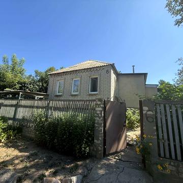 Державіна вул., 6