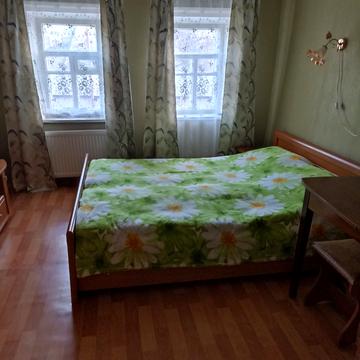 Радісна вул., 62