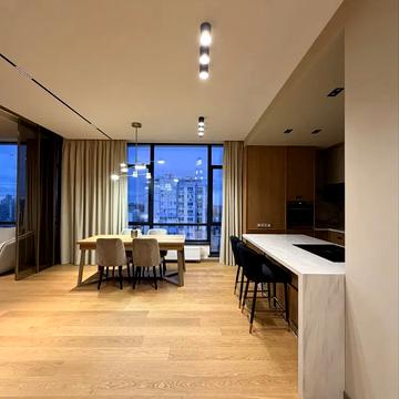 Деміївська вул., 33