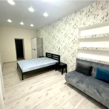 Гімназична вул., 24