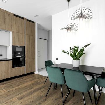 Деміївська вул., 33