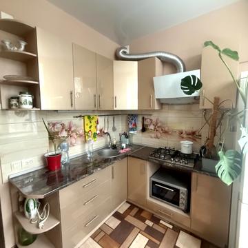 Автоклубна вул., 60