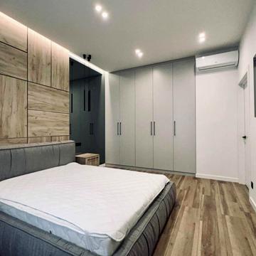 Деміївська вул., 29