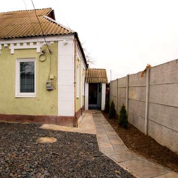 Миколи Зерова вул. (Красноградська), 26