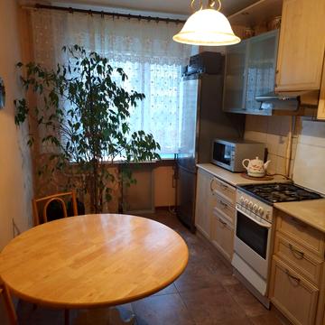 Авіаконструктора Антонова вул., 9