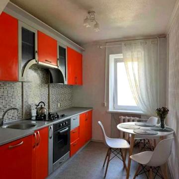 Героїв просп., 15