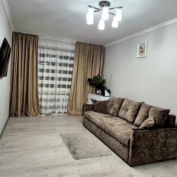 Широка вул., 81