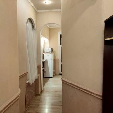 Велика Житомирська вул., 6-А