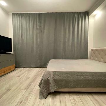 Андрія Верхогляда вул. (Михайла Драгомирова), 5