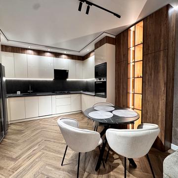 Вячеслава Чорновола просп. (), 16ж