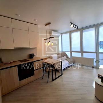 Університетська вул., 3/6