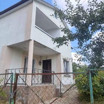 центральна, 10