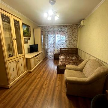 Драгоманова вул., 31